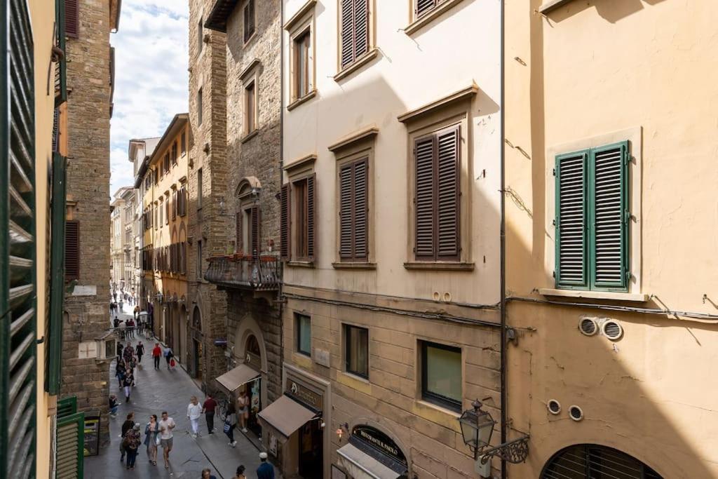 Keys Of Italy - Corsob 9 - Florentine Studio Close To Palazzo Vecchio Florencia Exterior foto